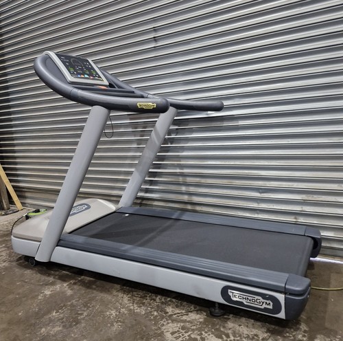 Technogym jog 500 - technogym, treadmill