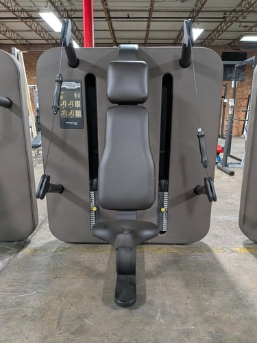 Technogym press machine - press,