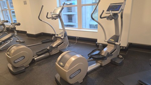 Technogym synchro excite 700 - technogym,